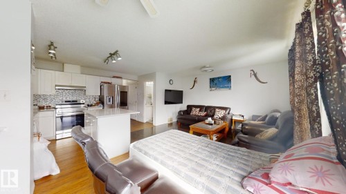 3023 31 Avenue, Edmonton, AB - Indoor
