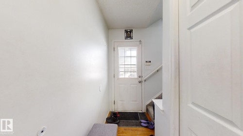 3023 31 Avenue, Edmonton, AB - Indoor Photo Showing Other Room