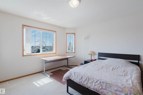 8608 160A Avenue, Edmonton, AB - Indoor Photo Showing Bedroom