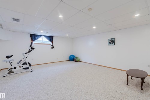 8608 160A Avenue, Edmonton, AB - Indoor
