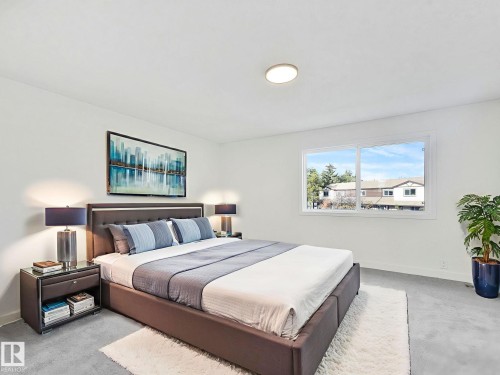 10 13833 30 Street, Edmonton, AB - Indoor Photo Showing Bedroom
