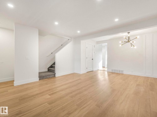 10 13833 30 Street, Edmonton, AB - Indoor Photo Showing Other Room