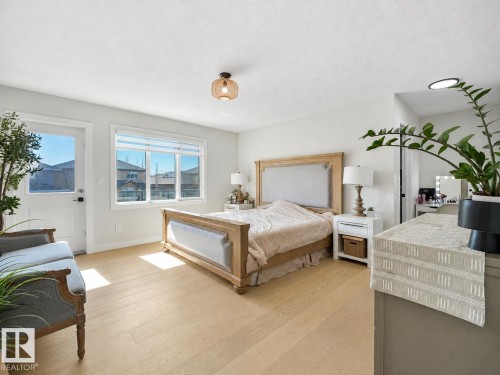 18204 90 Street, Edmonton, AB - Indoor Photo Showing Bedroom