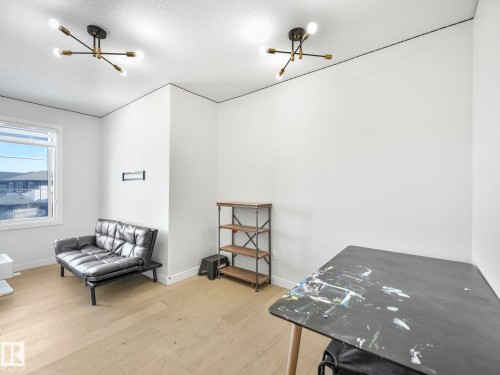 18204 90 Street, Edmonton, AB - Indoor