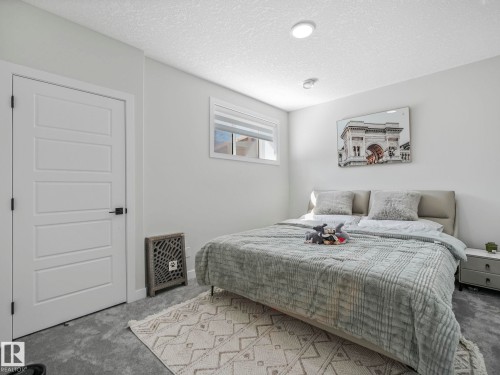 18204 90 Street, Edmonton, AB - Indoor Photo Showing Bedroom