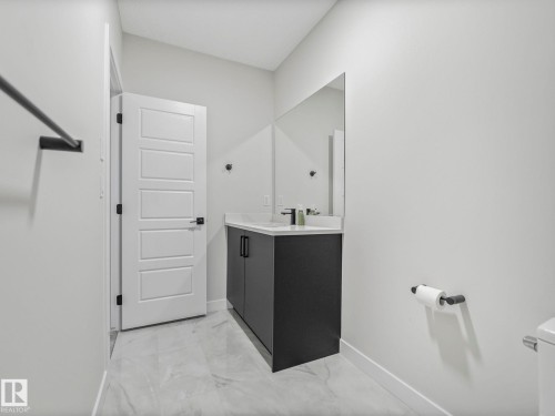 18204 90 Street, Edmonton, AB - Indoor