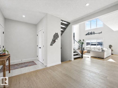 18204 90 Street, Edmonton, AB - Indoor Photo Showing Other Room