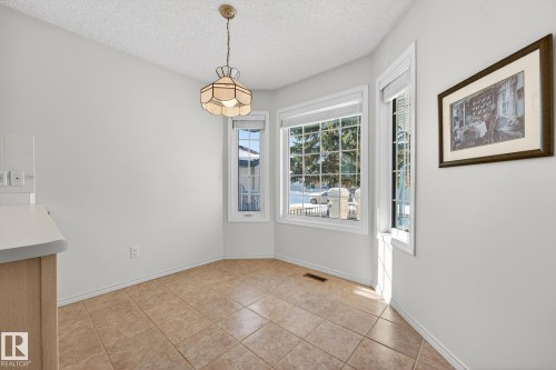 156 Oeming Road, Edmonton, AB - Indoor Photo Showing Other Room