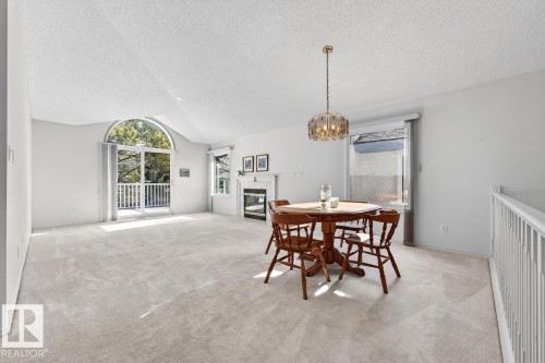 156 Oeming Road, Edmonton, AB - Indoor Photo Showing Dining Room