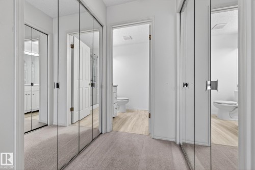 156 Oeming Road, Edmonton, AB - Indoor Photo Showing Other Room