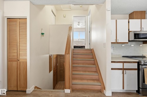 8305 157 Avenue, Edmonton, AB - Indoor