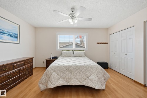 8305 157 Avenue, Edmonton, AB - Indoor Photo Showing Bedroom