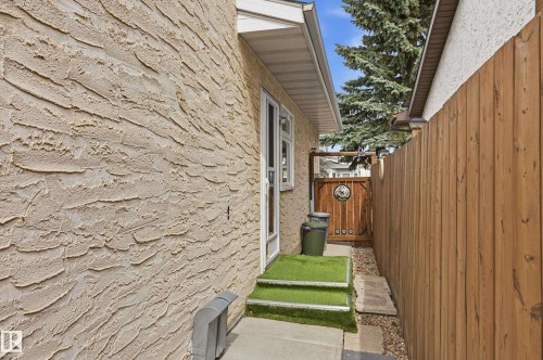 8305 157 Avenue, Edmonton, AB - Outdoor