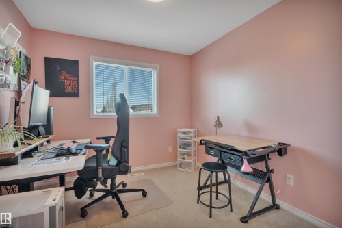 355 Secord Boulevard, Edmonton, AB - Indoor Photo Showing Office