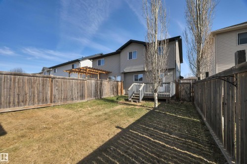 355 Secord Boulevard, Edmonton, AB - Outdoor