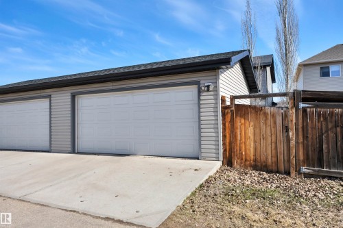 355 Secord Boulevard, Edmonton, AB - Outdoor With Exterior