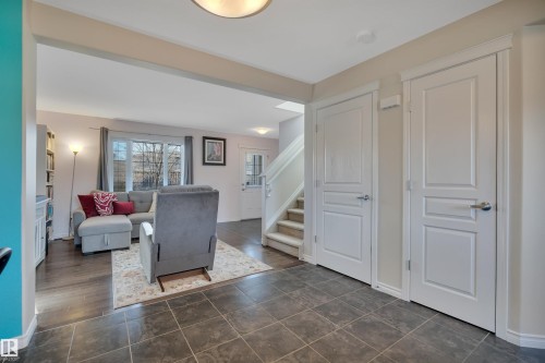 355 Secord Boulevard, Edmonton, AB - Indoor Photo Showing Other Room