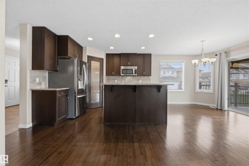 20813 96A Avenue, Edmonton, AB - Indoor Photo Showing Kitchen
