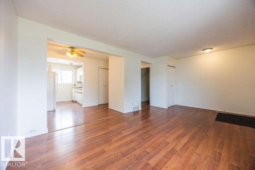 321 Northgate Terrace, Edmonton, AB - Indoor Photo Showing Other Room