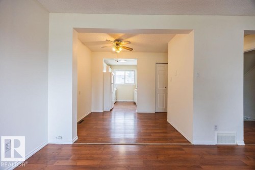 321 Northgate Terrace, Edmonton, AB - Indoor Photo Showing Other Room