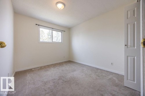 321 Northgate Terrace, Edmonton, AB - Indoor Photo Showing Other Room