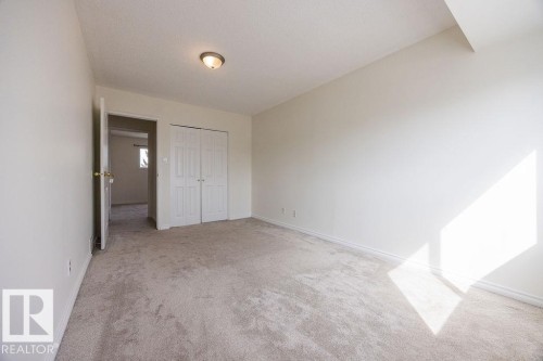 321 Northgate Terrace, Edmonton, AB - Indoor Photo Showing Other Room