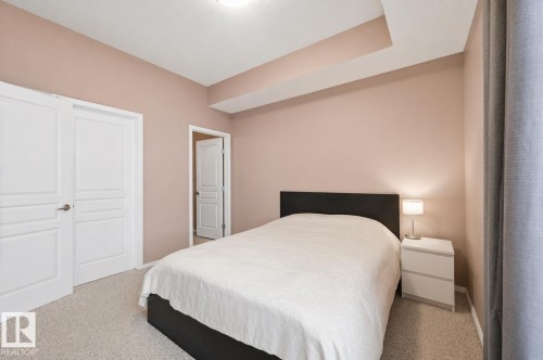 369 4823 104A Street, Edmonton, AB - Indoor Photo Showing Bedroom