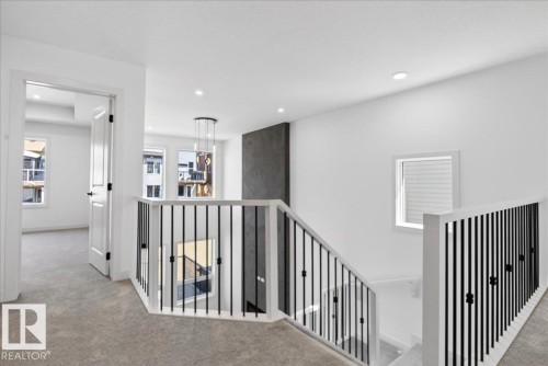 1150 Gyrfalcon Crescent, Edmonton, AB - Indoor Photo Showing Other Room
