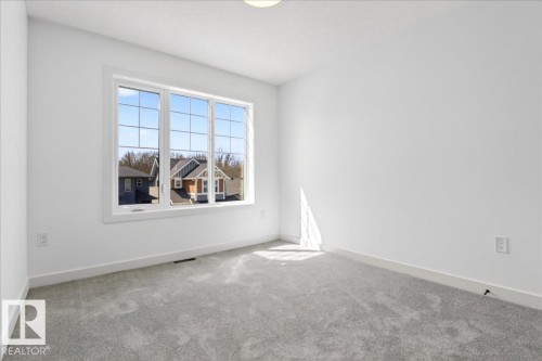 1150 Gyrfalcon Crescent, Edmonton, AB - Indoor Photo Showing Other Room
