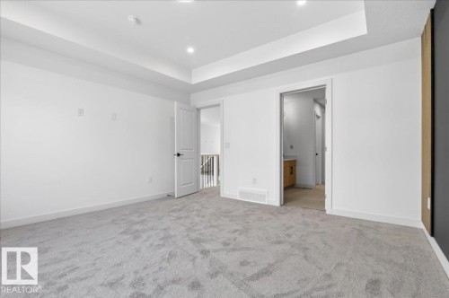 1150 Gyrfalcon Crescent, Edmonton, AB - Indoor Photo Showing Other Room