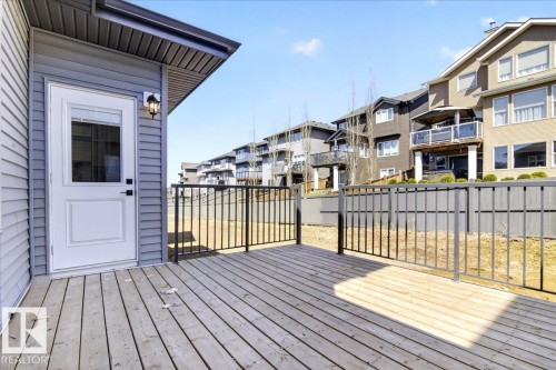 1150 Gyrfalcon Crescent, Edmonton, AB - Outdoor
