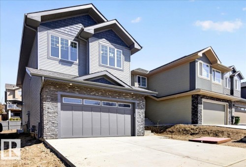 1150 Gyrfalcon Crescent, Edmonton, AB - Outdoor