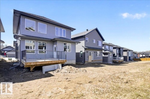 1150 Gyrfalcon Crescent, Edmonton, AB - Outdoor
