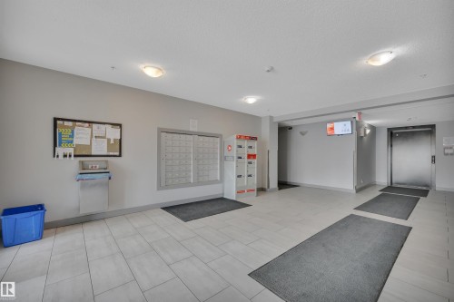 208 11820 22 Avenue, Edmonton, AB - Indoor