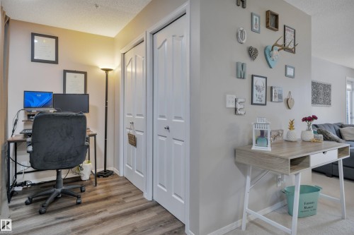 208 11820 22 Avenue, Edmonton, AB - Indoor
