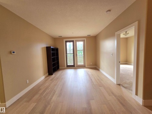 256 6079 Maynard Way, Edmonton, AB - Indoor Photo Showing Other Room