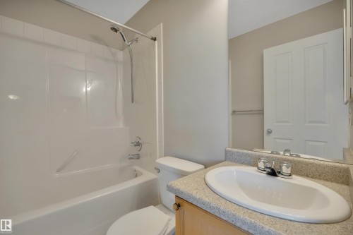 15 Southwick Point, Leduc, AB - Indoor Photo Showing Bathroom