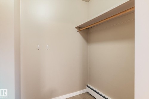 204 10720 84 Avenue, Edmonton, AB - Indoor