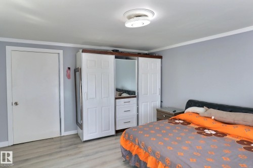 602 Evergreen Park, Edmonton, AB - Indoor Photo Showing Bedroom