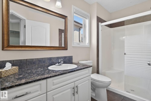 15913 78 Street, Edmonton, AB - Indoor Photo Showing Bathroom