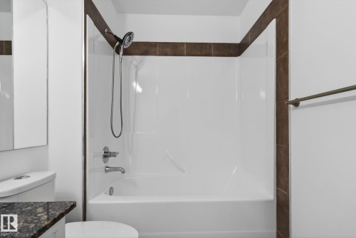 15913 78 Street, Edmonton, AB - Indoor Photo Showing Bathroom