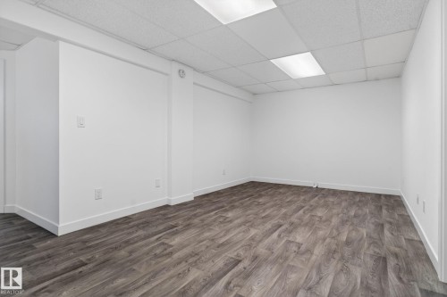 15913 78 Street, Edmonton, AB - Indoor Photo Showing Other Room