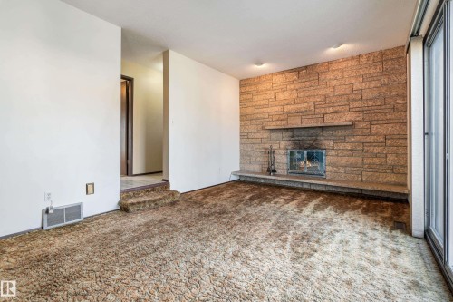 12254 143 Avenue, Edmonton, AB - Indoor With Fireplace
