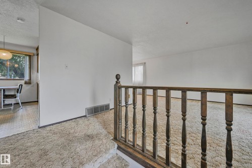 12254 143 Avenue, Edmonton, AB - Indoor Photo Showing Other Room