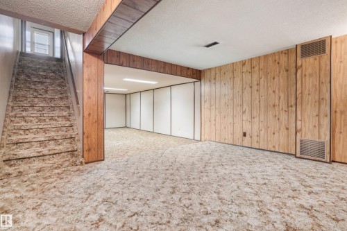 12254 143 Avenue, Edmonton, AB - Indoor Photo Showing Other Room