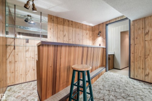 12254 143 Avenue, Edmonton, AB - Indoor