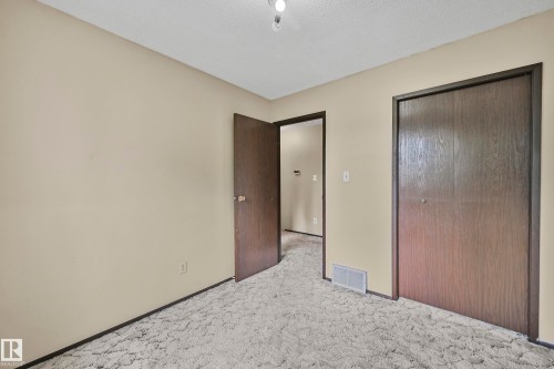 12254 143 Avenue, Edmonton, AB - Indoor Photo Showing Other Room