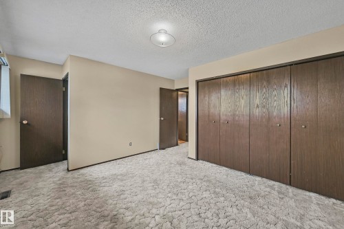 12254 143 Avenue, Edmonton, AB - Indoor Photo Showing Other Room