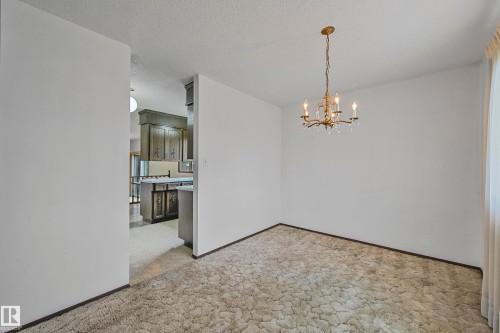 12254 143 Avenue, Edmonton, AB - Indoor Photo Showing Other Room