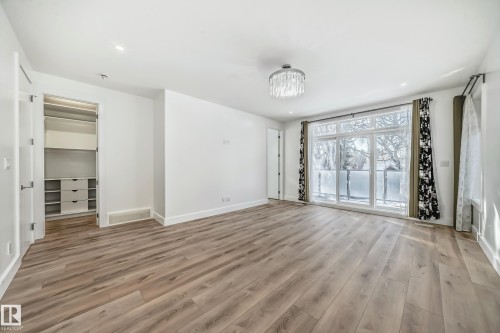 10506 68 Avenue, Edmonton, AB - Indoor Photo Showing Other Room